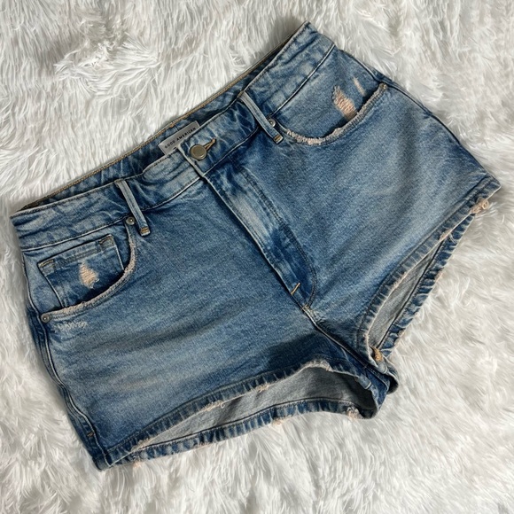 Good American Micro Mini Shorts - Picture 7 of 7